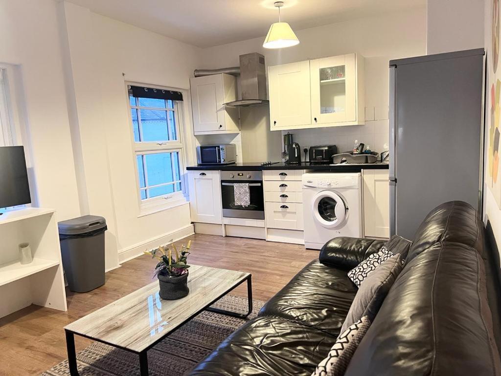 Yeovil Apartments Exterior photo